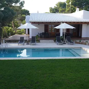 https://villa-moll.balearic-islands.net